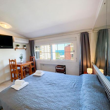 Carihuela Beach, Club San Antonio, Torremolinos Malaga Екстериор снимка