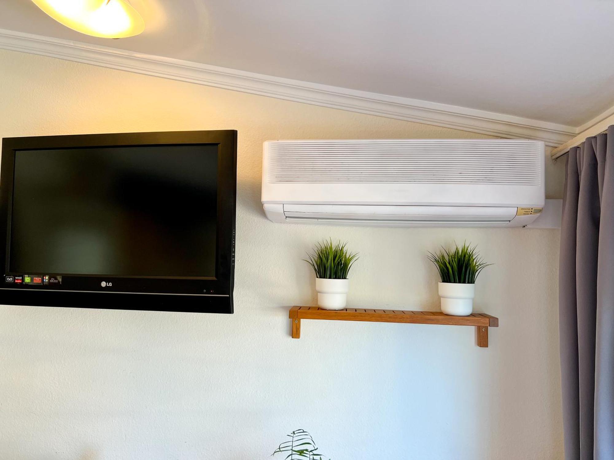 Carihuela Beach, Club San Antonio, Torremolinos Malaga Екстериор снимка