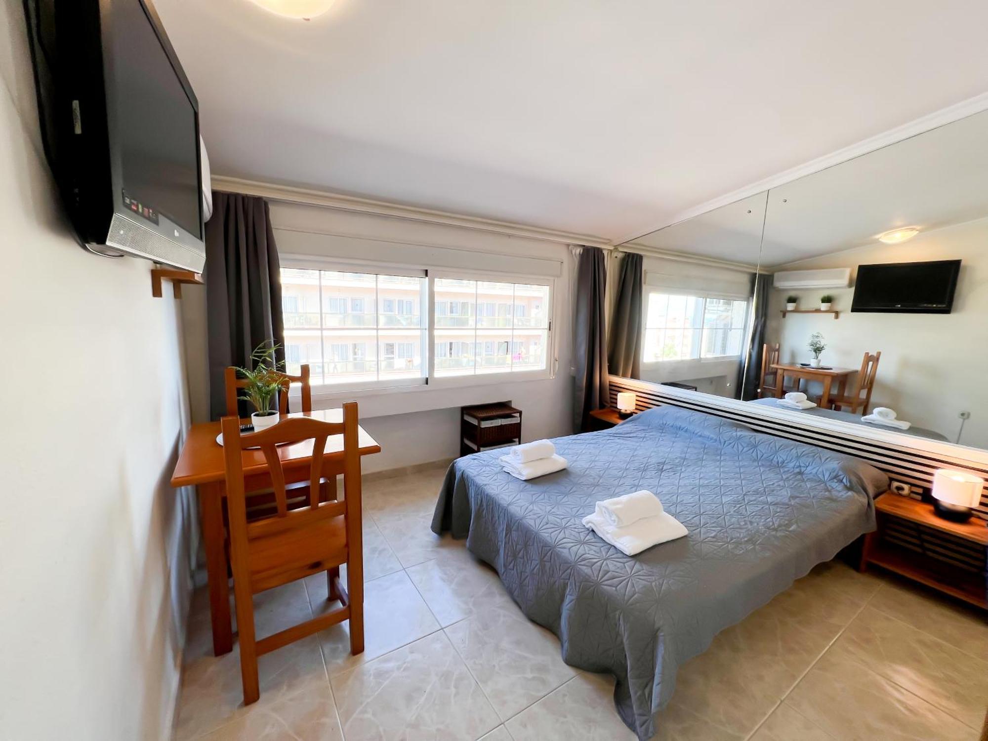 Carihuela Beach, Club San Antonio, Torremolinos Malaga Екстериор снимка